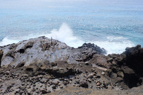潮吹き岩